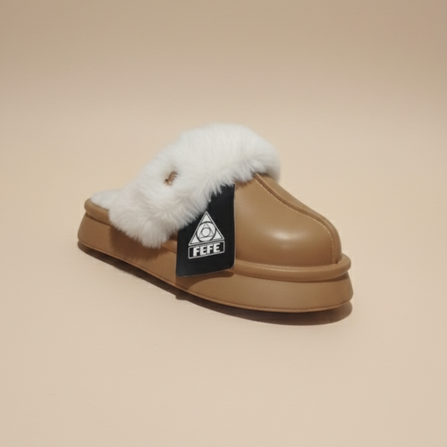 Sabot Femme en Plastique avec Fourrure FEFE – Confort & Style