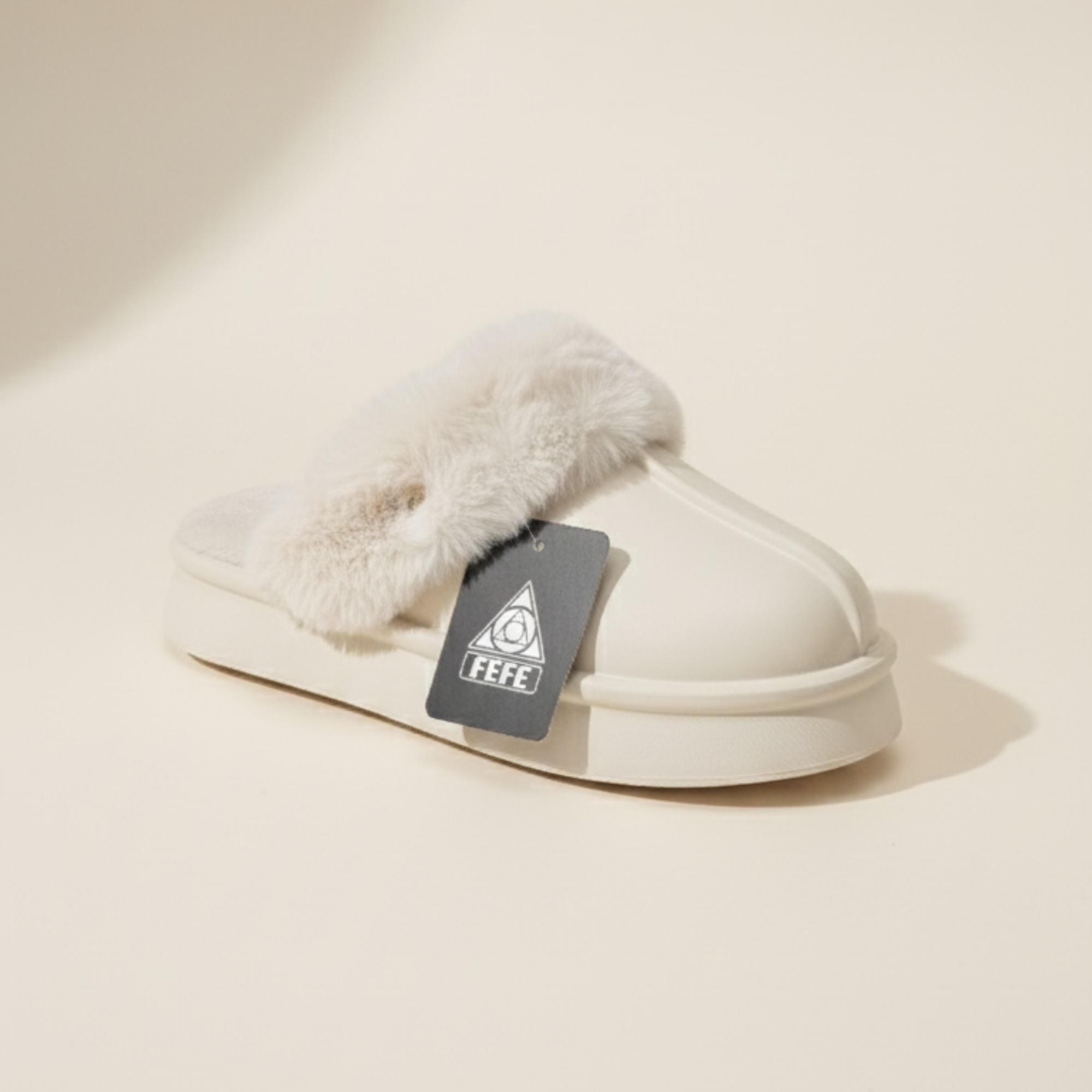 Sabot Femme en Plastique avec Fourrure FEFE – Confort & Style